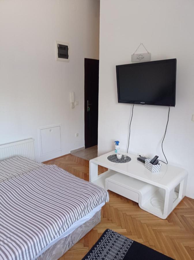 Donata Apartment Osijek Exterior photo